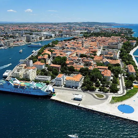 Apartamento Zadar, County 8 *